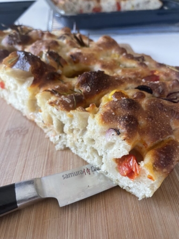 foccacia tomati ja rosmariiniga