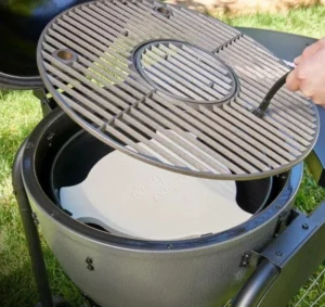 Keraamiline grill deflektoriga